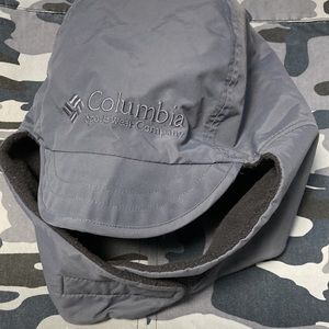Unisex Columbia ear flap hat size S/M